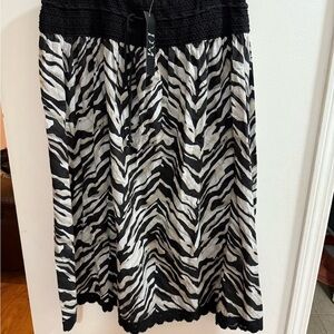 Donna Moorse Black Crochet Waist‎ Zebra Print Maxi Skirt Size L